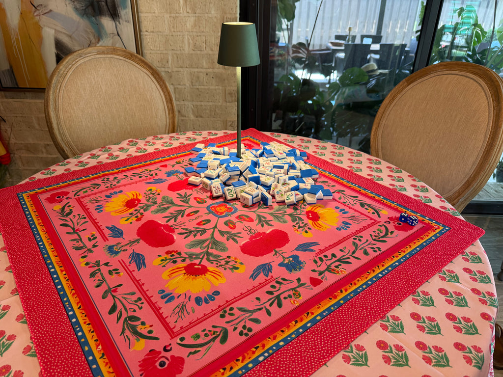 Tablecloth that's a Mat!